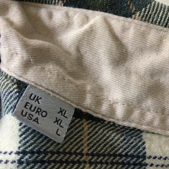 Barbour Cream and Green Plaid Flannel Shirt L Slim - Picture 15 of 15